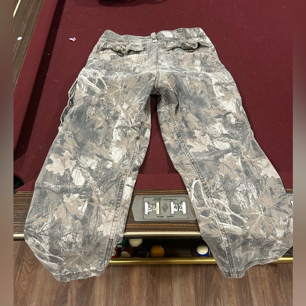Baggy camo cargo pants